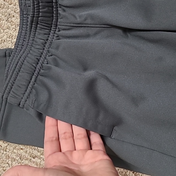 Under Armour Boys Active Wear - Picture 3 of 4